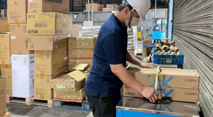 また、貨物特性に合わせ、小口貨物の柔軟な配送にも対応しています。